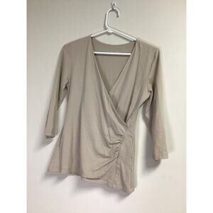 Soft Surroundings Beige Low Cut Women's Size Extra Small‎ Shirt